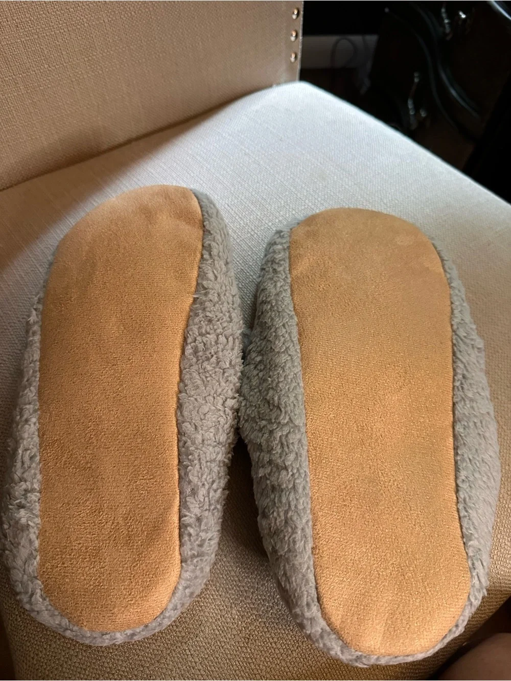 Plush Gray Cat Slippers size 8.5-9